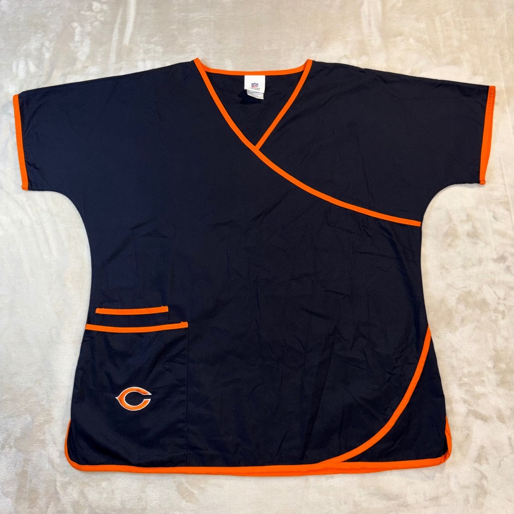NFL Team Apparel Chicago Bears Scrub Top Navy Orange Women Large RN122024
